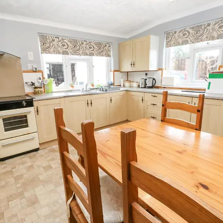 Holiday home Trelydarth