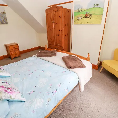 Trelydarth Holiday home
