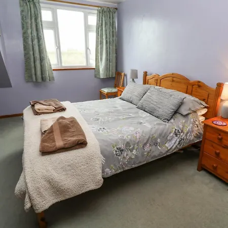 Holiday home Trelydarth